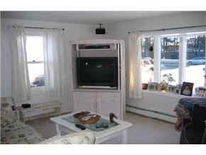 29 Long Hill Road Dover, NH 03820 - Photo 2 of 3 Gallery Image 2