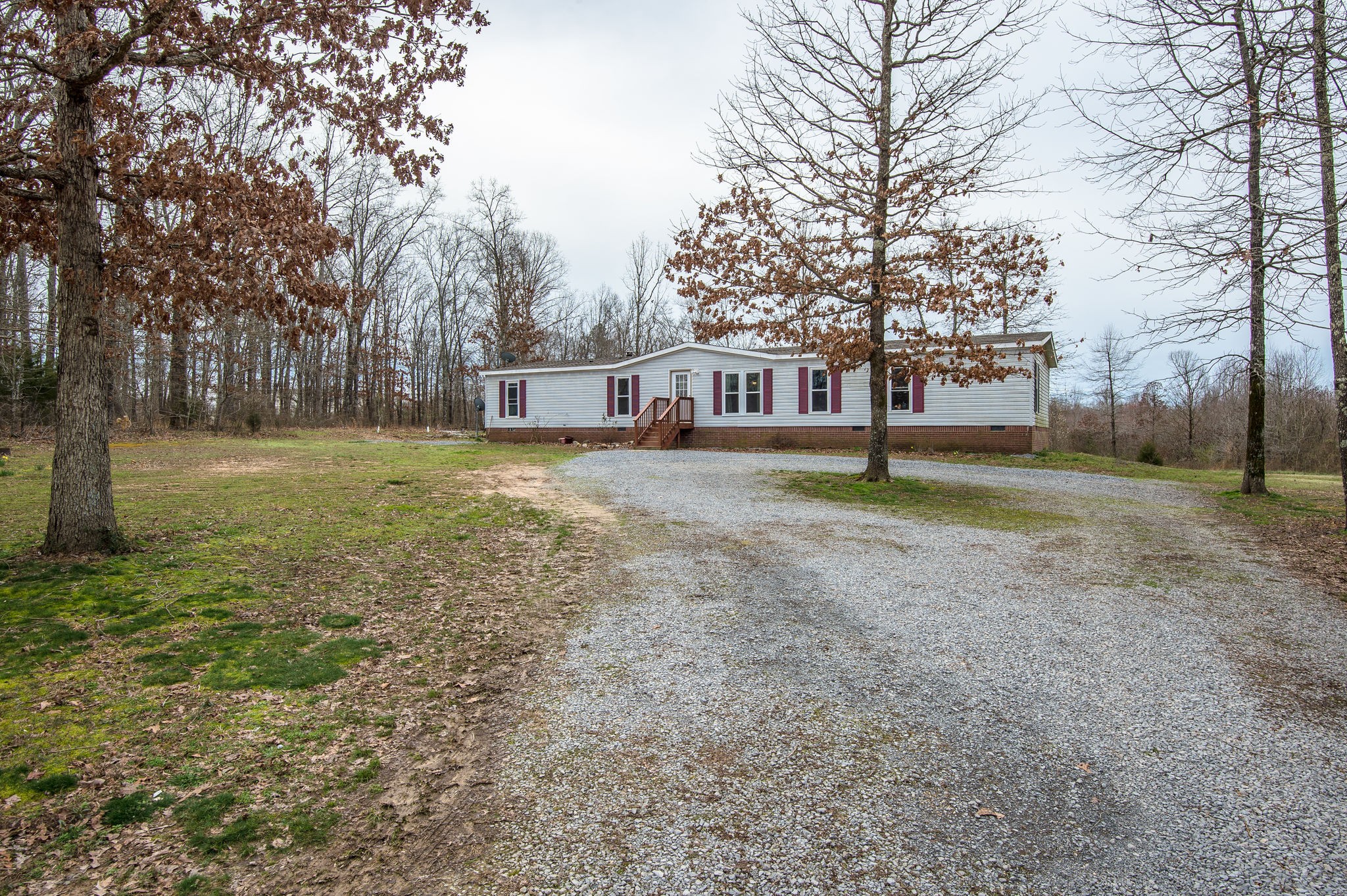 9797 Pinewood Lake Road Nunnelly, TN 37137 - Photo 3 of 46 Gallery Image 3