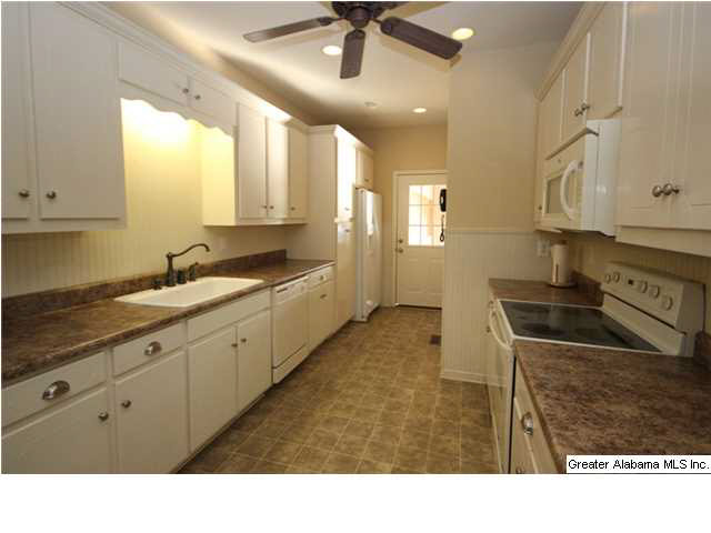 2675 Airport Road Oxford, AL 36203 - Photo 6 of 32