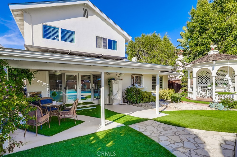 835 Statler Street San Pedro, CA 90731 - Photo 31 of 35 a view of a house with a backyard