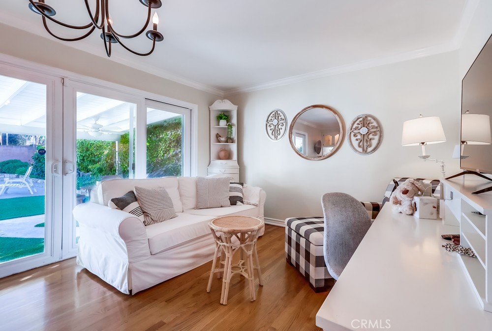 835 Statler Street San Pedro, CA 90731 - Photo 8 of 35 a living room with furniture and a window