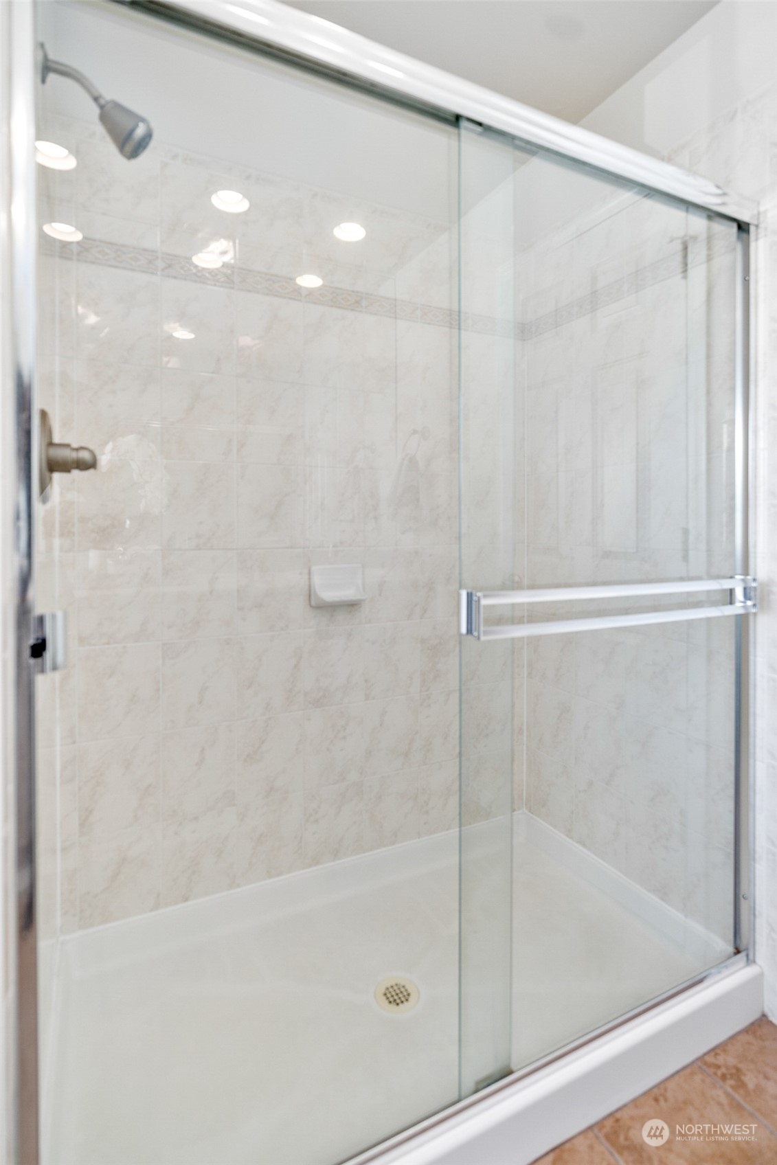 1730 Southeast 30th Place Renton, WA 98055 - Photo 22 of 31 a bathroom with a shower and a bath tub