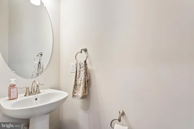 $3,895 | 4785 Cherokee Street, College Park, MD 20740