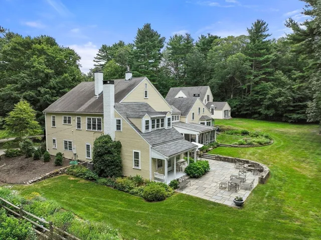 $3,950,000 | 4 Claybrook Road, Dover, MA 02030