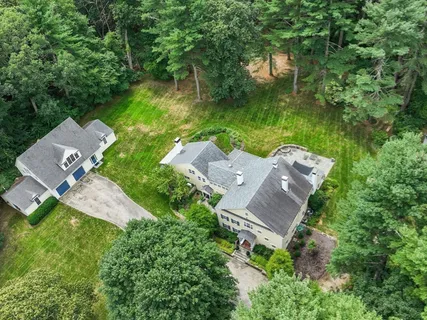 $3,950,000 | 4 Claybrook Road, Dover, MA 02030