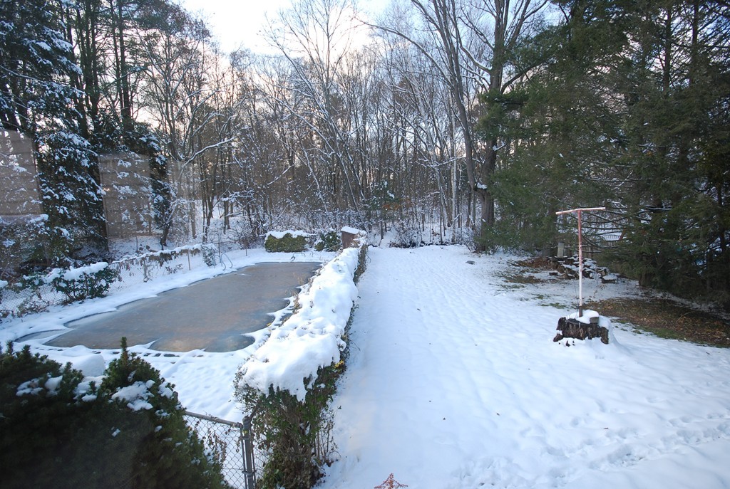 6 Knight Road Framingham, MA 01701 - Photo 4 of 29 Gallery Image 4