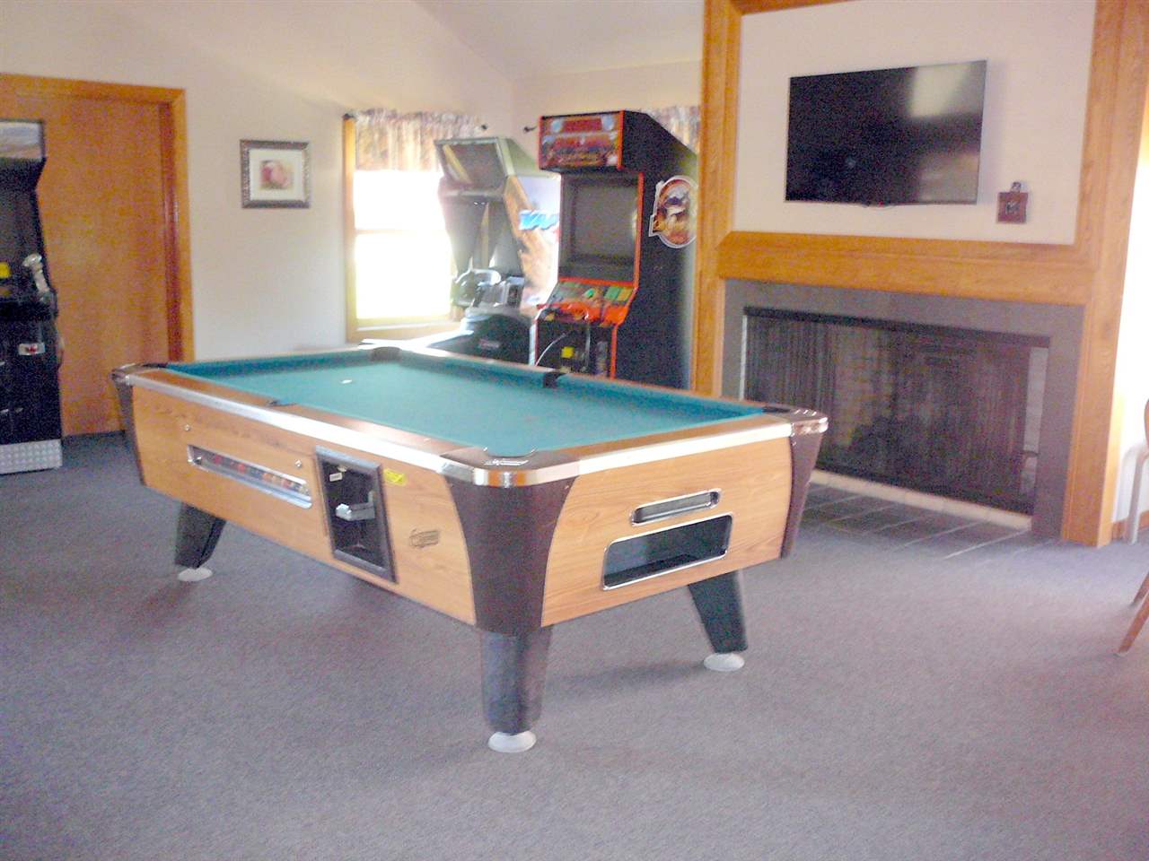526 East Mountain Road Killington, VT 05751 - Photo 14 of 18 Gallery Image 14