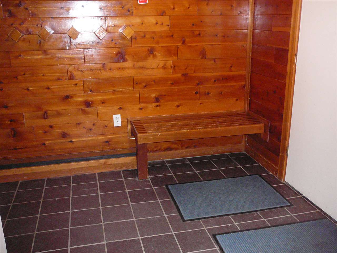 526 East Mountain Road Killington, VT 05751 - Photo 3 of 18 Gallery Image 3