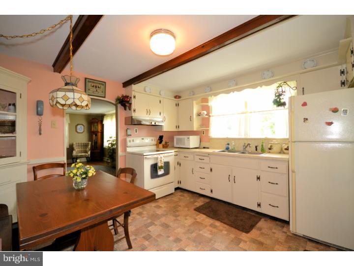 857 West Bristol Road Warminster, PA 18974 - Photo 3 of 16 Kitchen