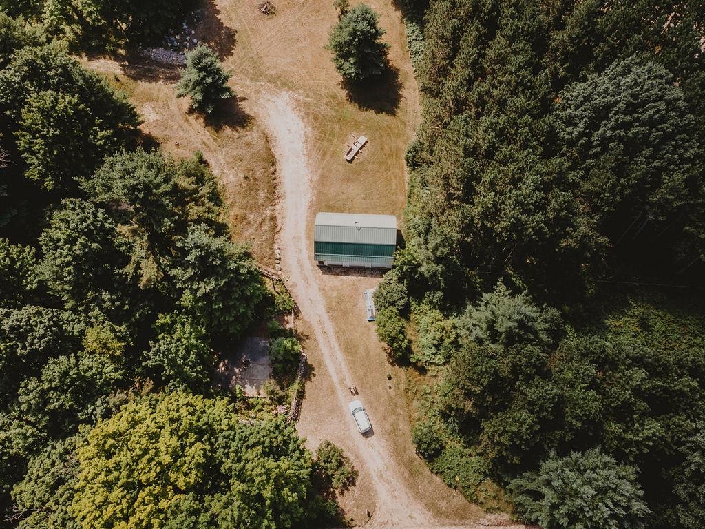 11268 Watson Road Williamsburg, MI 49690 - Photo 4 of 57