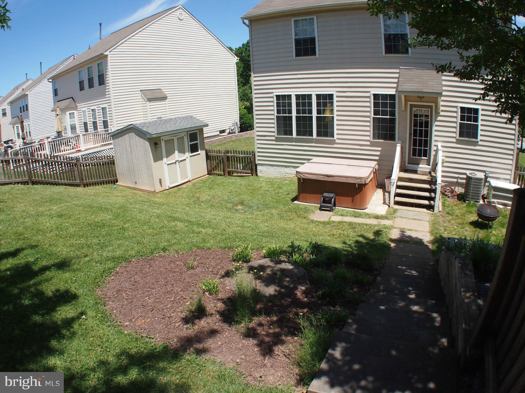 1311 Waterview Way Baltimore, MD 21221 - Photo 27 of 30 Exterior (Rear)