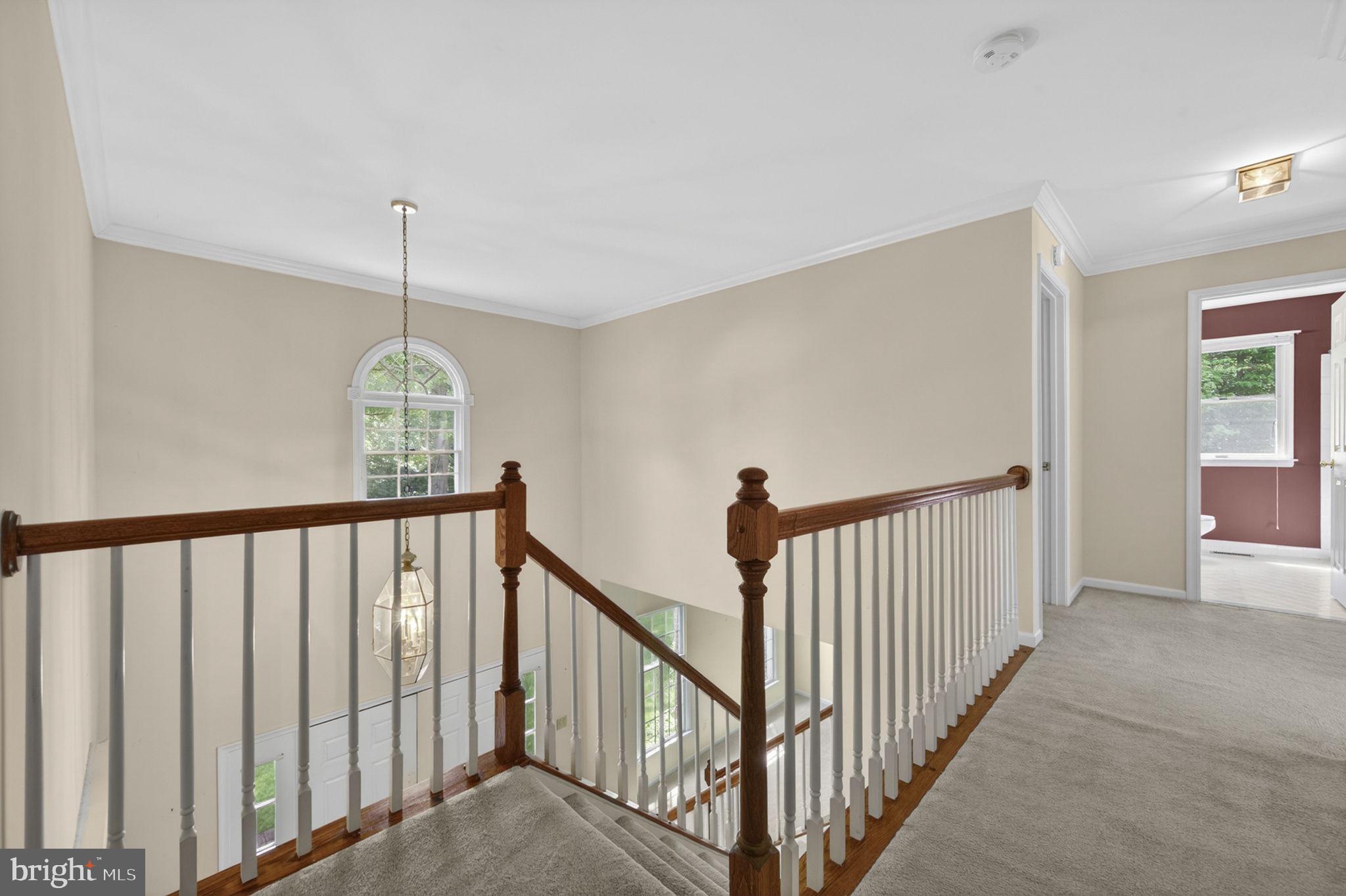8200 Dry Ridge Road Montgomery Village, MD 20886 - Photo 34 of 85 Upper Level Hallway