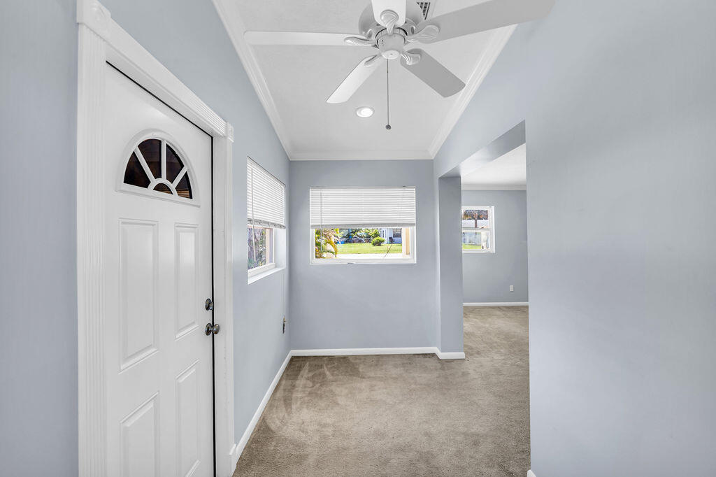 614 Southeast Flamingo Avenue Stuart, FL 34996 - Photo 29 of 49 a view of a hallway with a hallway