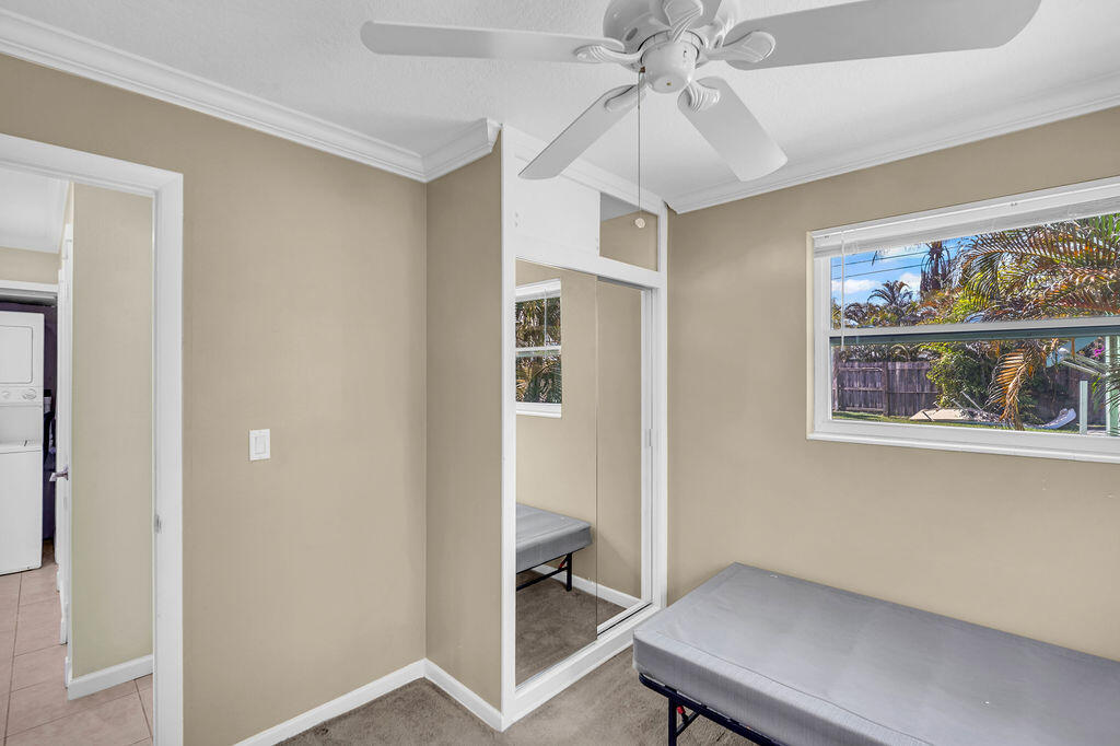 614 Southeast Flamingo Avenue Stuart, FL 34996 - Photo 32 of 49 a view of an empty room and workspace