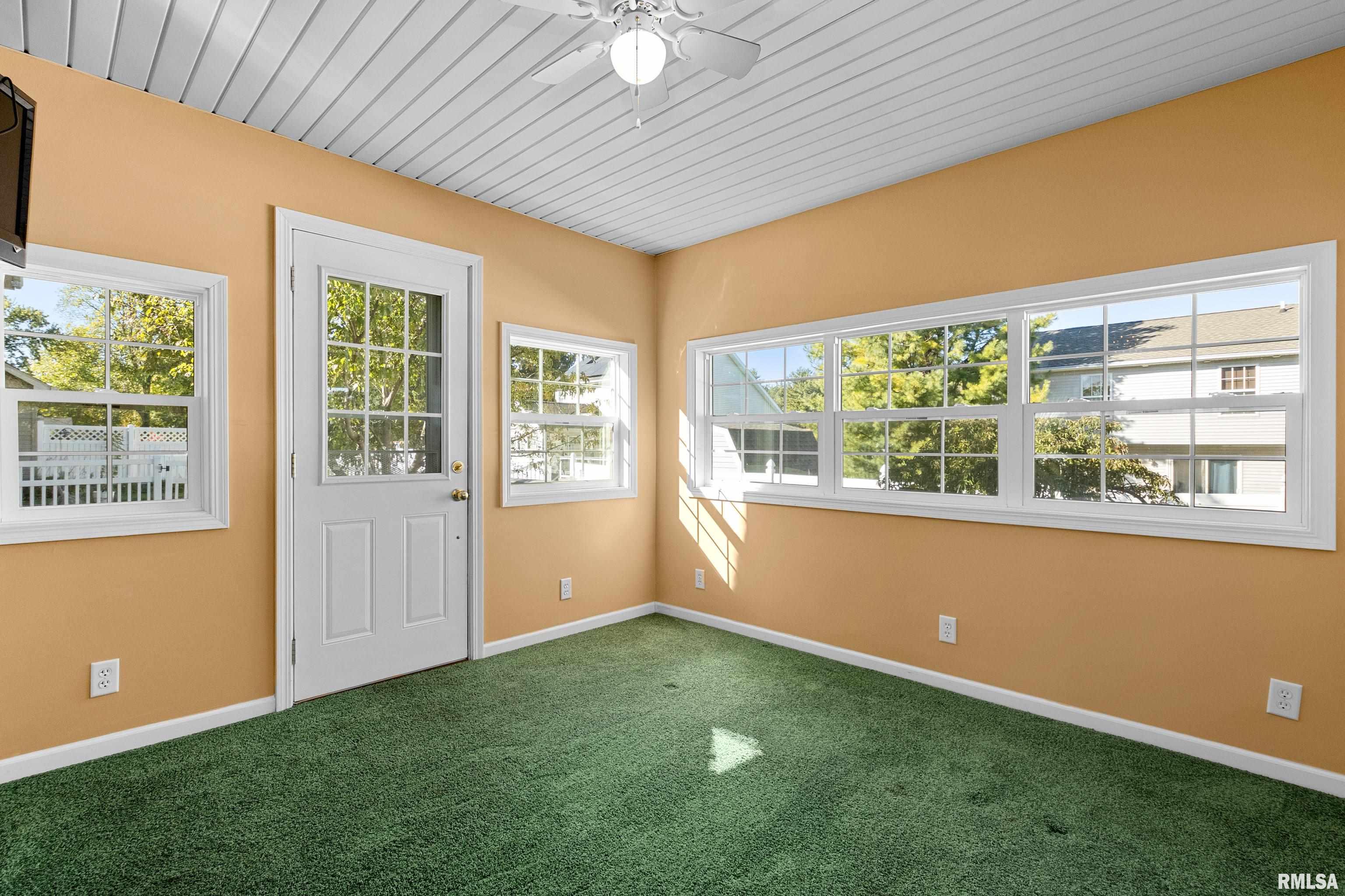 7 Elk Court Washington, IL 61571 - Photo 14 of 37 Gallery Image 14
