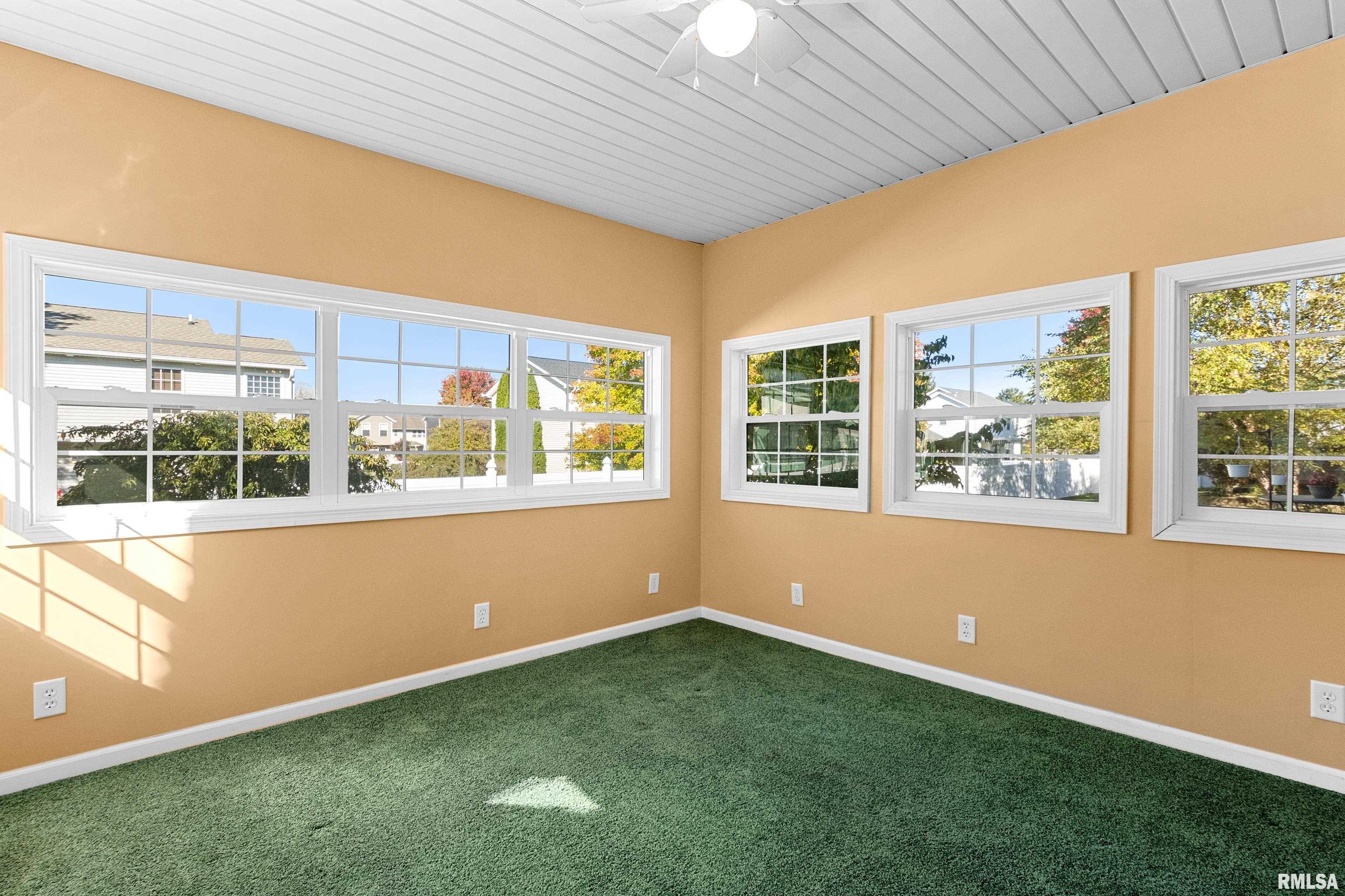7 Elk Court Washington, IL 61571 - Photo 15 of 37 Gallery Image 15