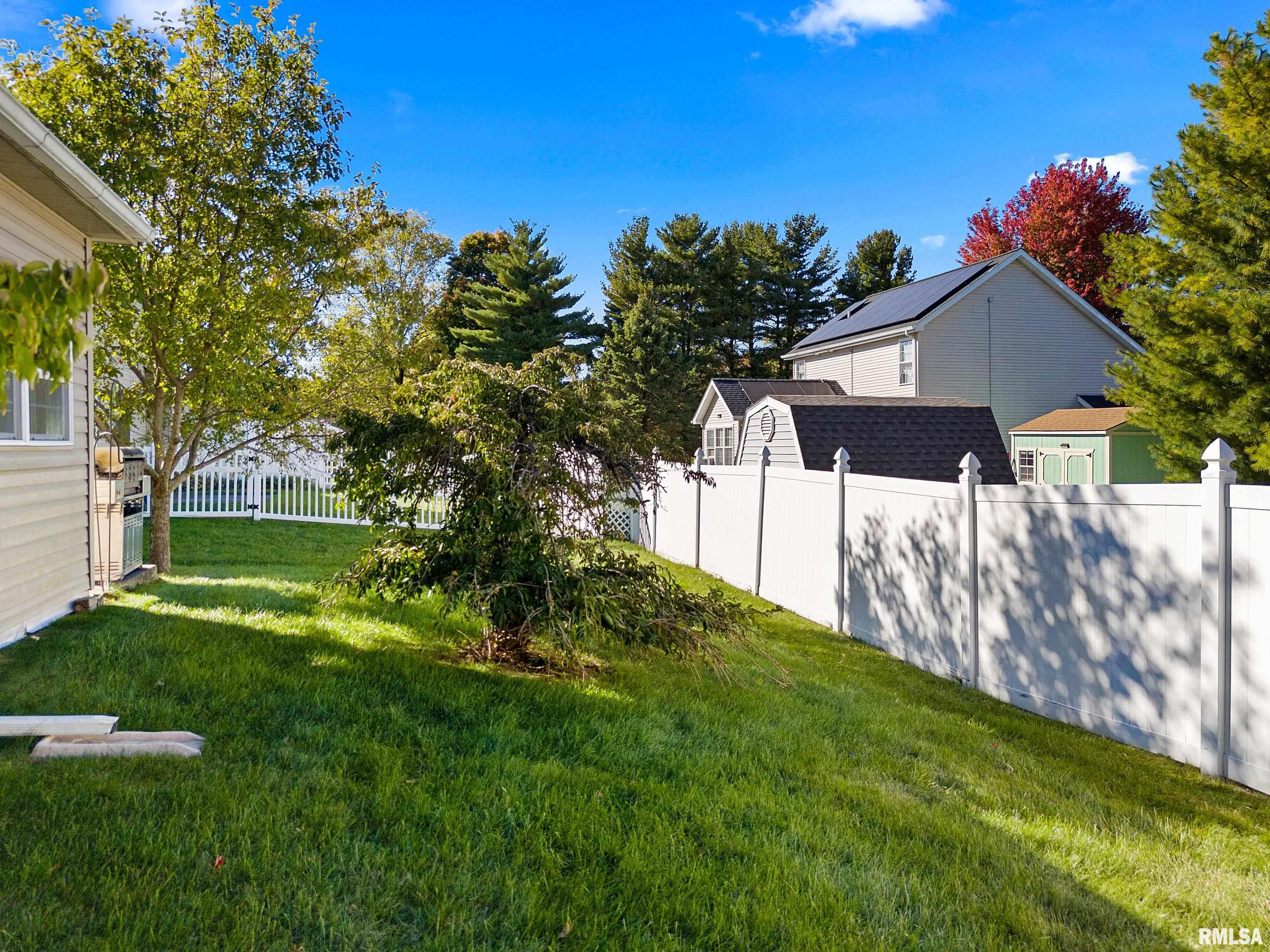 7 Elk Court Washington, IL 61571 - Photo 30 of 37 Gallery Image 30