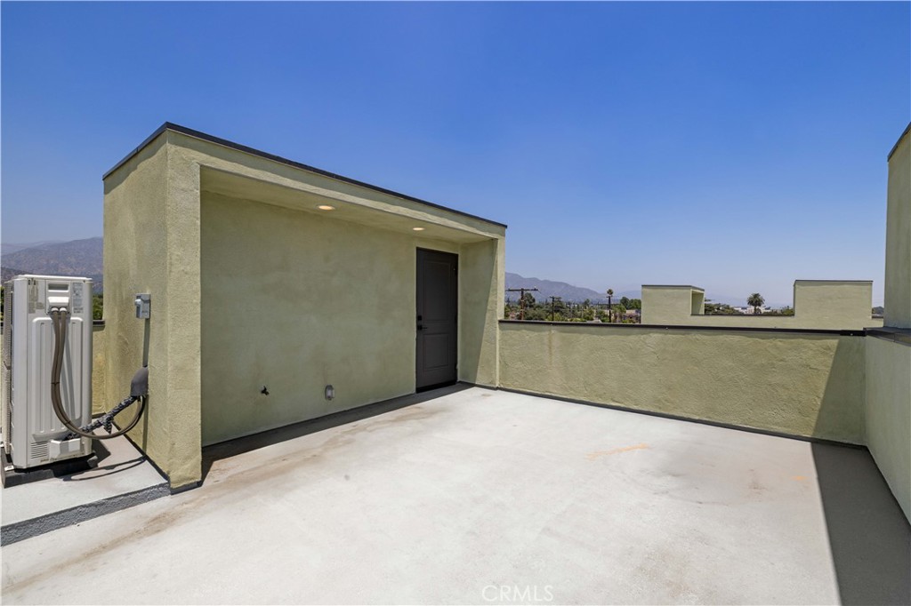 721 West Duarte Road, Unit B Monrovia, CA 91016 - Photo 21 of 24