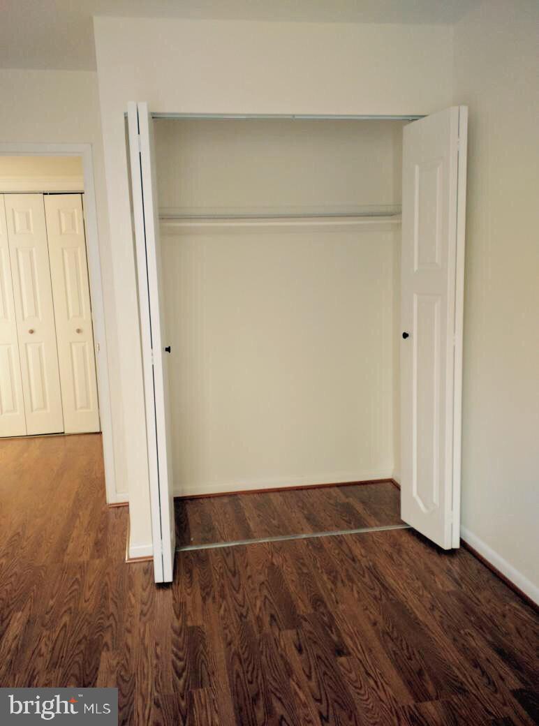 11604 Stoneview Square, Unit 1B Reston, VA 20191 - Photo 2 of 9 Gallery Image 2