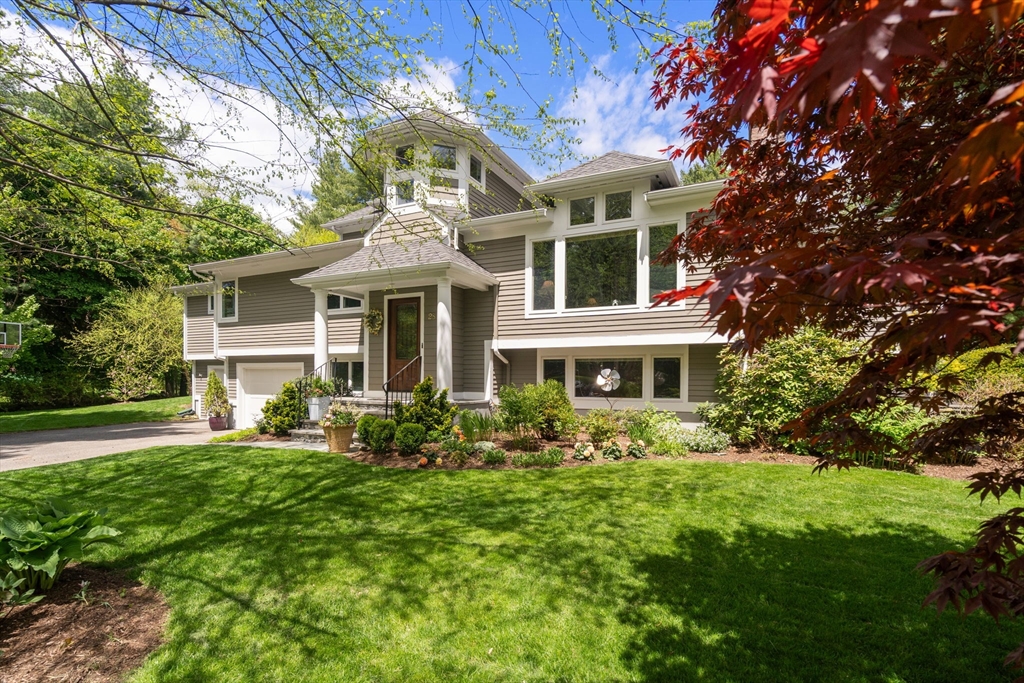 28 Brooks Road Wayland, MA 01778 - Photo 4 of 42 Gallery Image 4