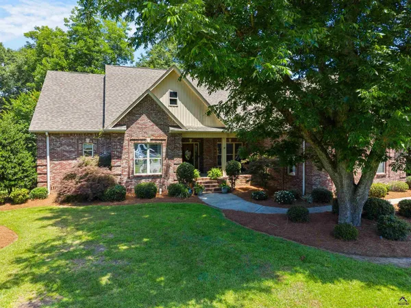 $544,000 | 104 River Rock Court, Perry, GA 31069