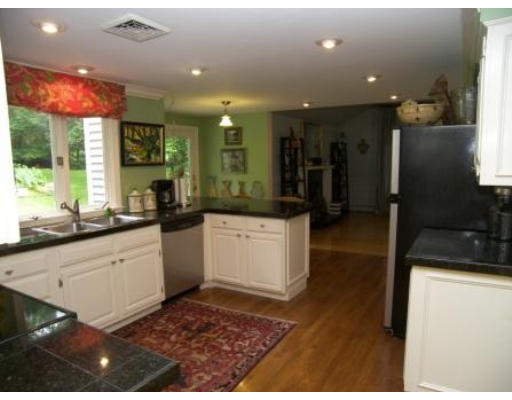 48 College Road Concord, MA 01742 - Photo 5 of 15