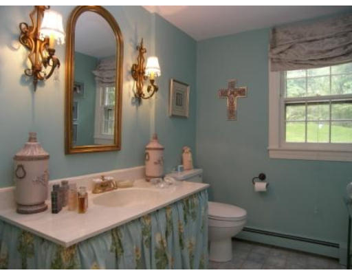 48 College Road Concord, MA 01742 - Photo 8 of 15