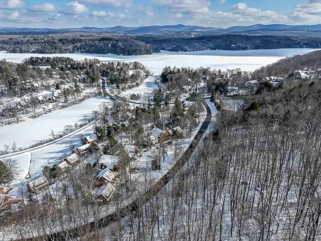 $399,900 | 840 Cove Drive, Grantham, NH 03753