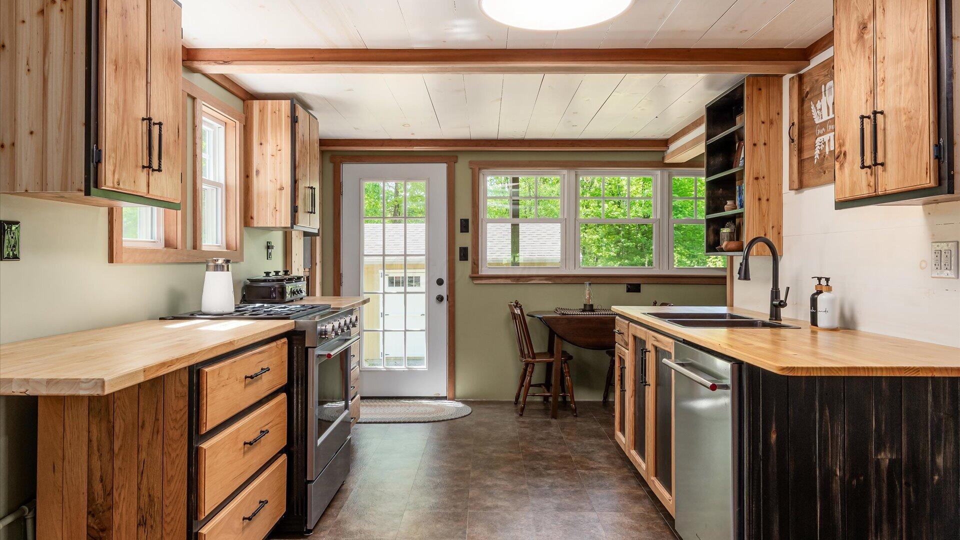 50583 Roy Miles Road Sarahsville, OH 43779 - Photo 5 of 27 06-zj 50583 Roy Miles Rd025