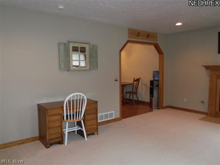 3184 Bates Road Madison, OH 44057 - Photo 4 of 25