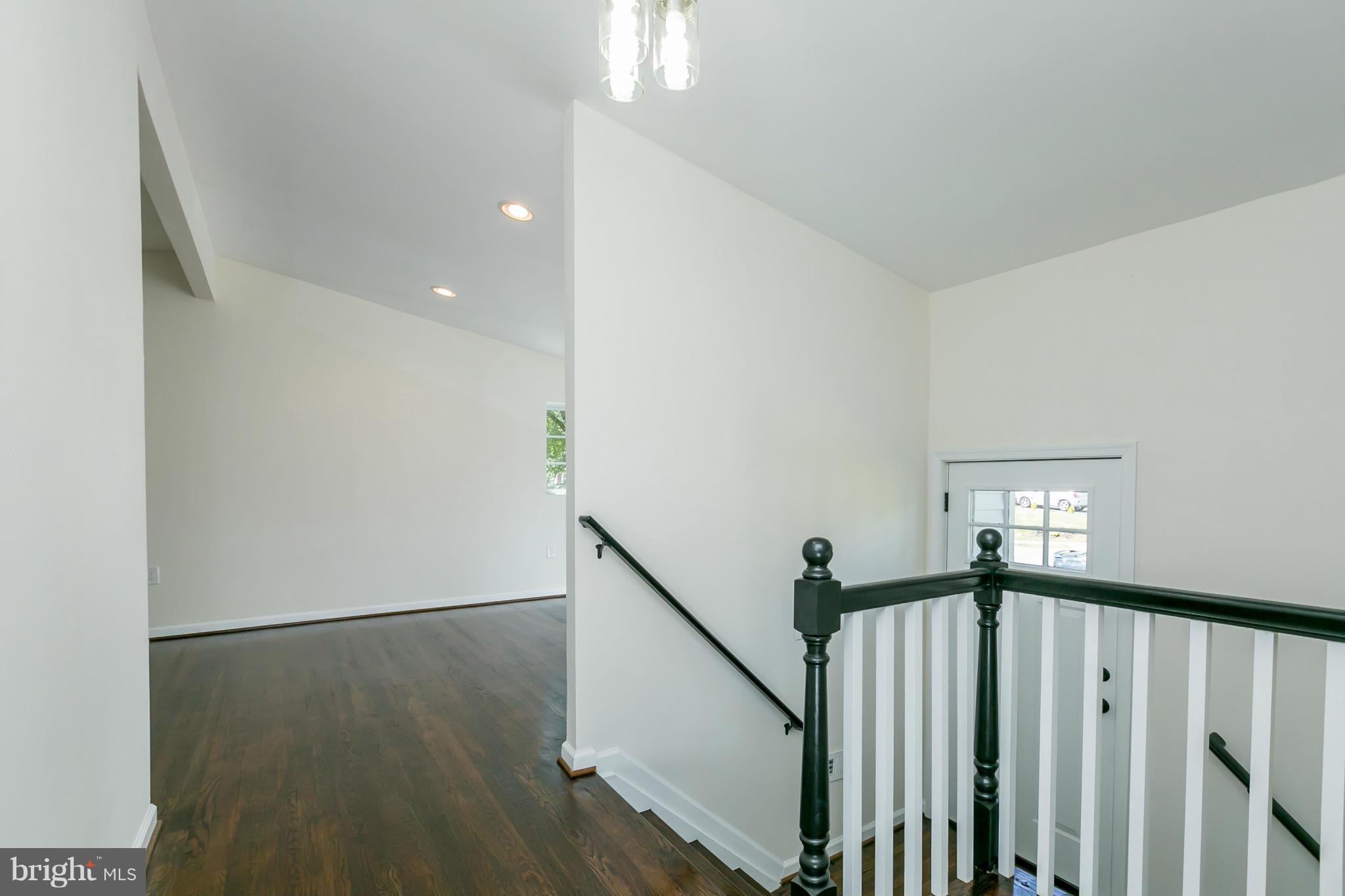 4771 Bonnie Brae Road Baltimore, MD 21208 - Photo 4 of 30 Interior (General)