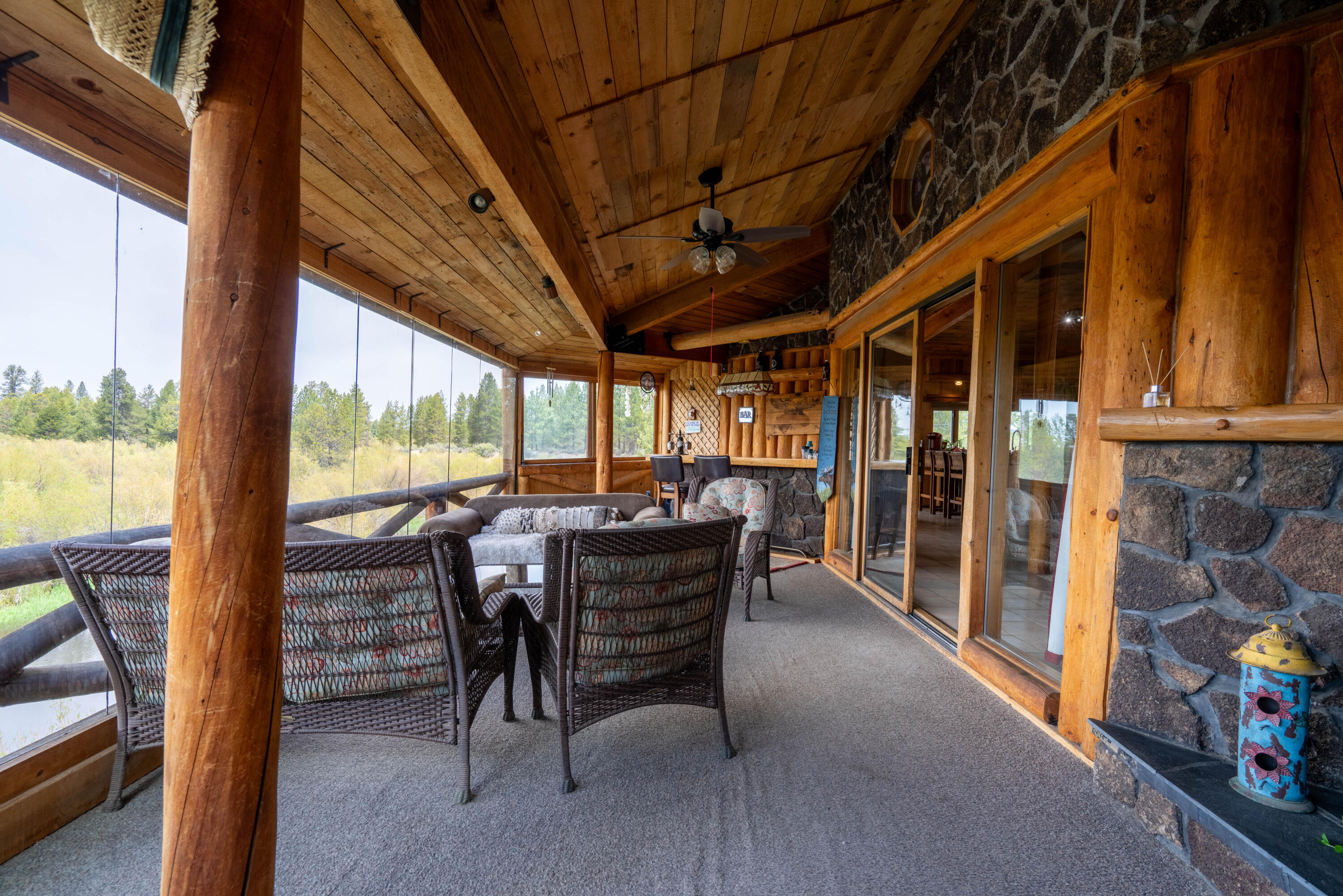 54651 Huntington Road Bend, OR 97707 - Photo 3 of 64 Sunroom