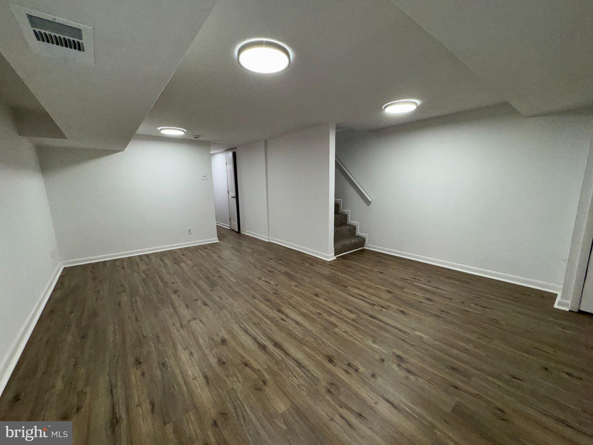 826 Arncliffe Road Baltimore, MD 21221 - Photo 8 of 18 Gallery Image 8