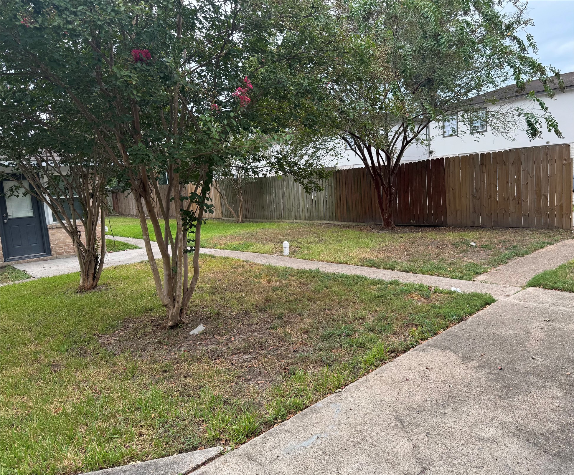 604 Wilson Road, Unit 8 Humble, TX 77338 - Photo 21 of 25 Gallery Image 21