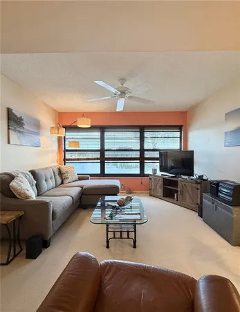 $1,800 | 24 Plantation Drive, Unit 201, Vero Beach, FL 32966