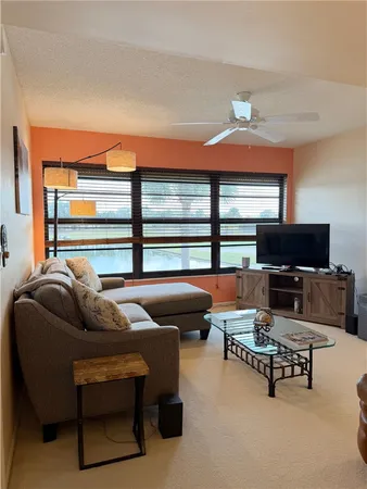 $1,800 | 24 Plantation Drive, Unit 201, Vero Beach, FL 32966