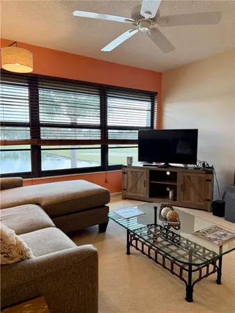 $1,800 | 24 Plantation Drive, Unit 201, Vero Beach, FL 32966