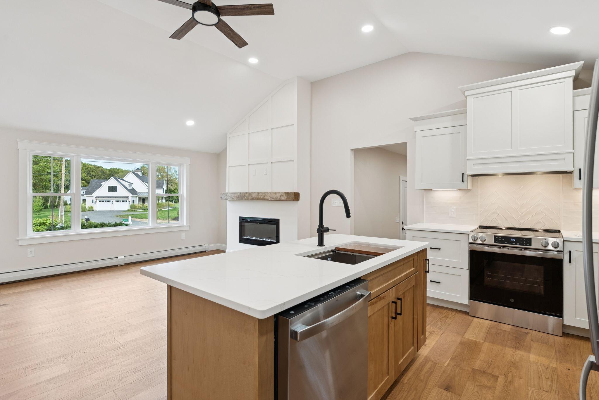 354 Pool Street Biddeford, ME 04005 - Photo 6 of 52 35_DSC07164