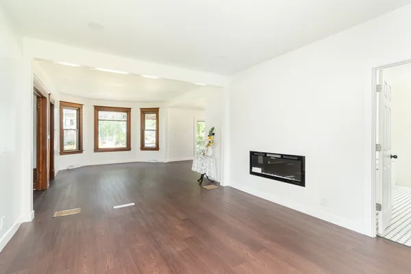 $265,500 | 1110 5th Street, Mendota, IL 61342