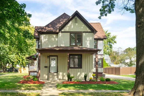 $265,500 | 1110 5th Street, Mendota, IL 61342