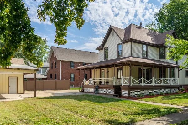 $265,500 | 1110 5th Street, Mendota, IL 61342