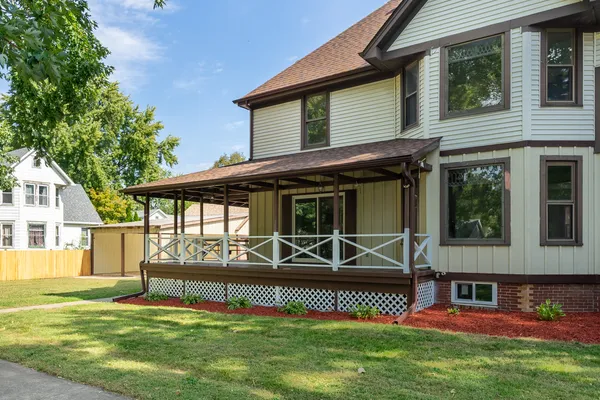 $265,500 | 1110 5th Street, Mendota, IL 61342