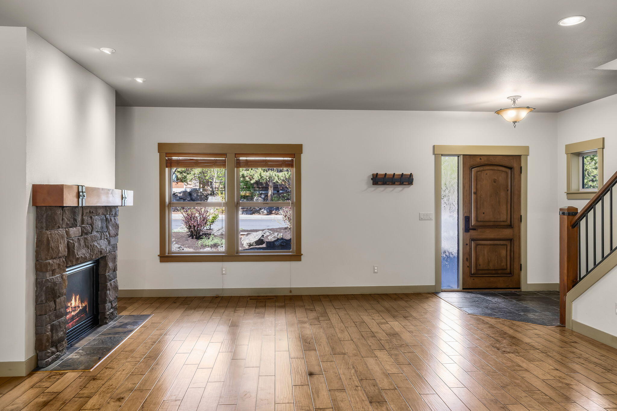 61474 Linton Loop Bend, OR 97702 - Photo 5 of 48 2024_05_11_61474_linton_loop-5