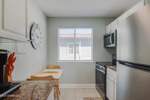 $119,900 | 1664 Beach Boulevard, Unit 43, Biloxi, MS 39531