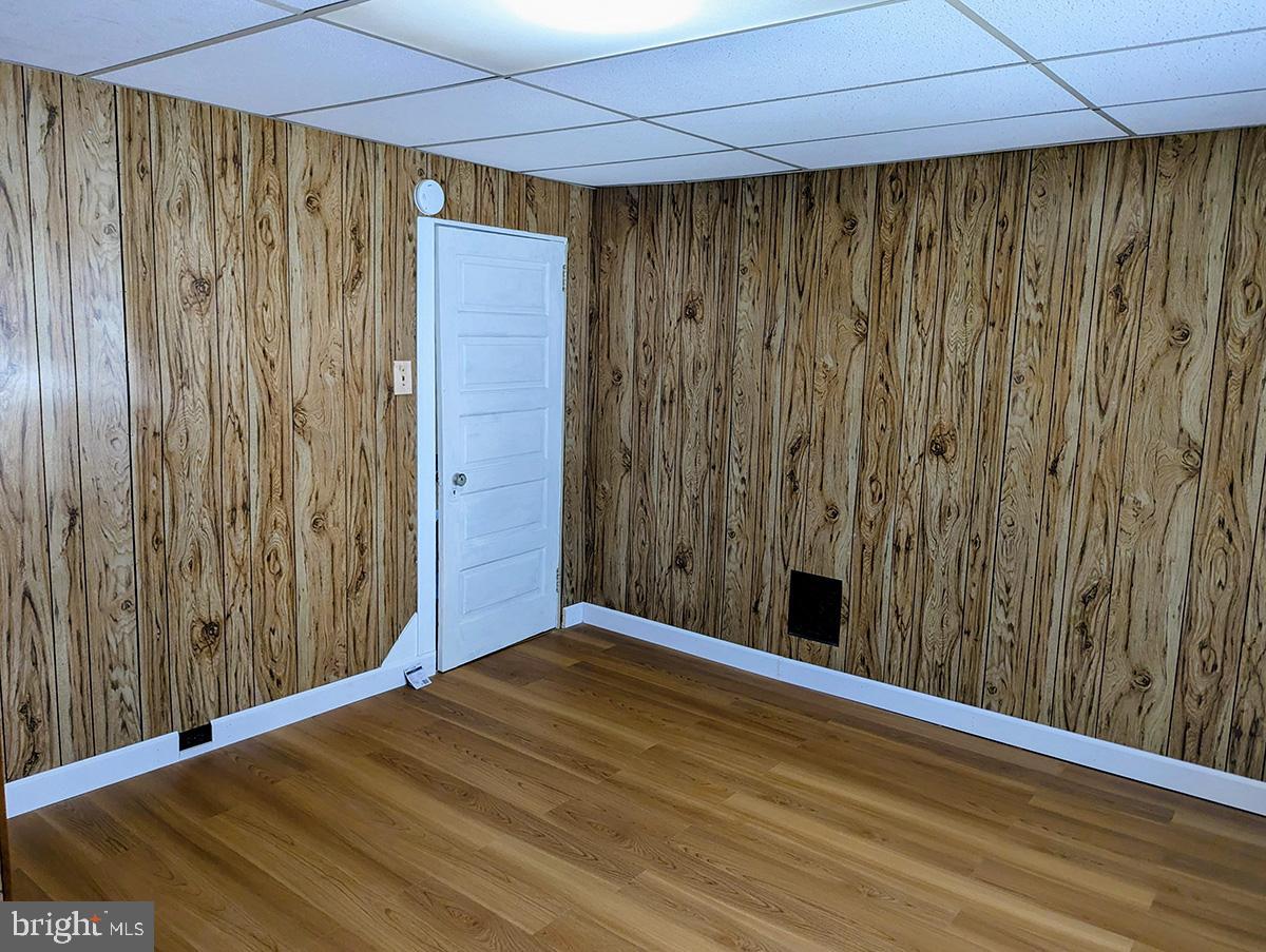 418 Fairview Street Reading, PA 19605 - Photo 21 of 34 Bedroom 2
