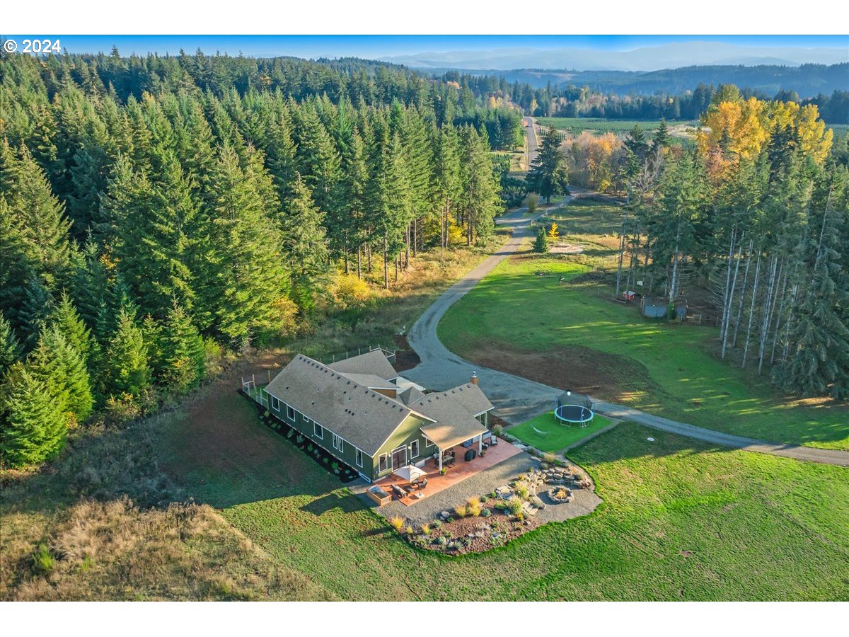 32720 Southeast Moss Hill Road Estacada, OR 97023 - Photo 35 of 48 Gallery Image 35
