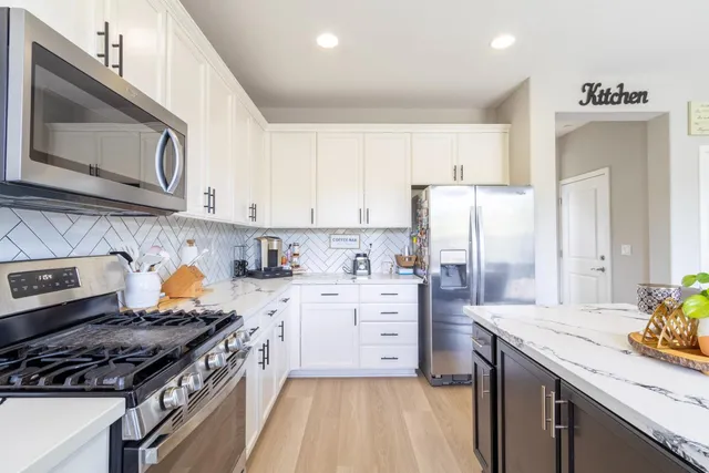 $409,900 | 9419 Vintner Circle, Patterson, CA 95363