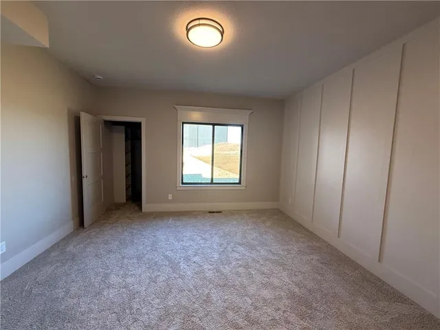 $927,445 | 2531 Northeast Woodland Court, Lee's Summit, MO 64086