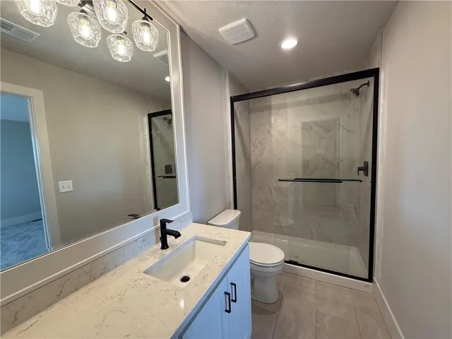 $927,445 | 2531 Northeast Woodland Court, Lee's Summit, MO 64086