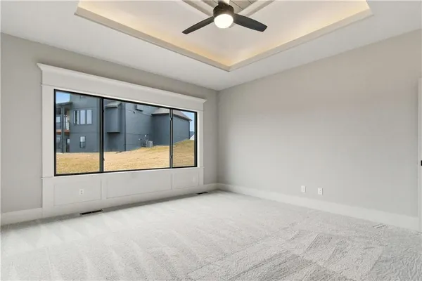 $927,445 | 2531 Northeast Woodland Court, Lee's Summit, MO 64086